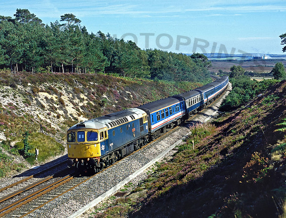 33025-Moreton-Cutting-010990-JC0018
