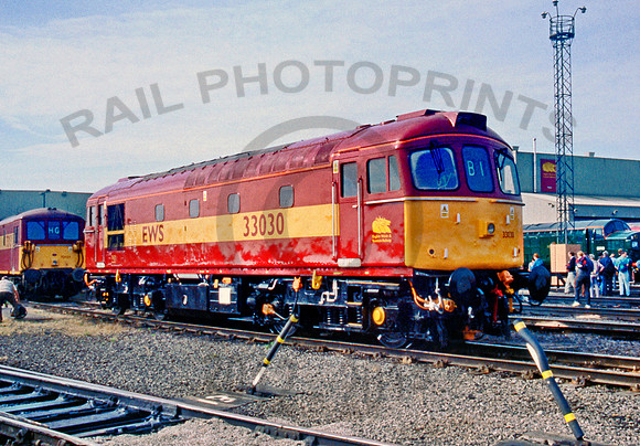 33030 Toton 290898 ABerry680_photomizer3