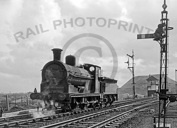 57568 Braidhurst Junction 280363 CR73 copy