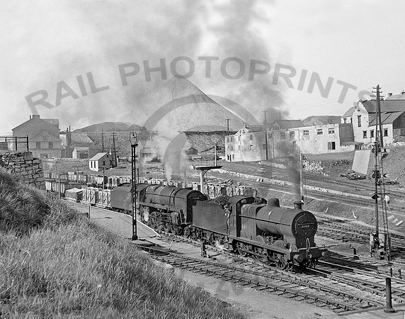 44419-Y-PeakForest-0662-RPC121