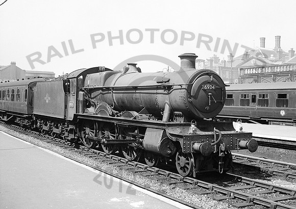 6934-Y-Shrewsbury-0762-AHB165