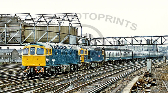 33043_33008 Clapham Jn 230381 GE043