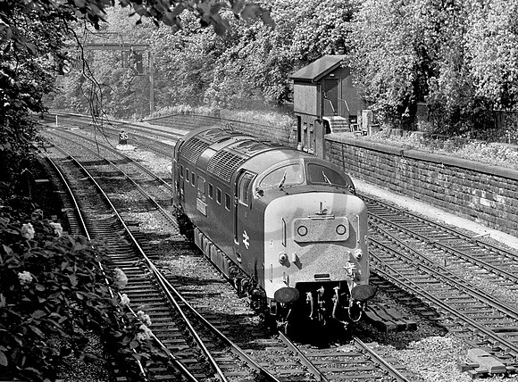 55011-PrincesStreetEdinburgh-040678-JC1