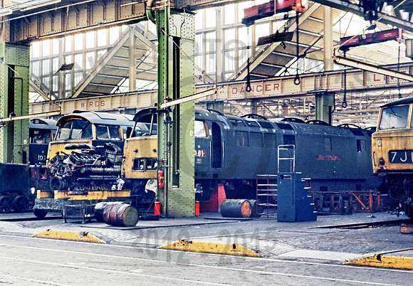 1061 Swindon Works 111274 DC146