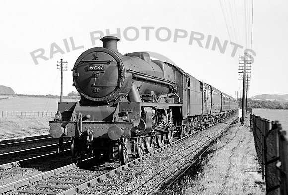 5737 Tring Summit  1939  DCC313