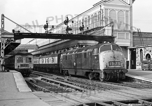 829-Y-Exeter-220772-DM394