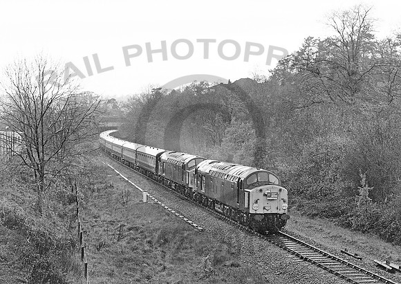 40086-Y-SeaMills-241184-JC679