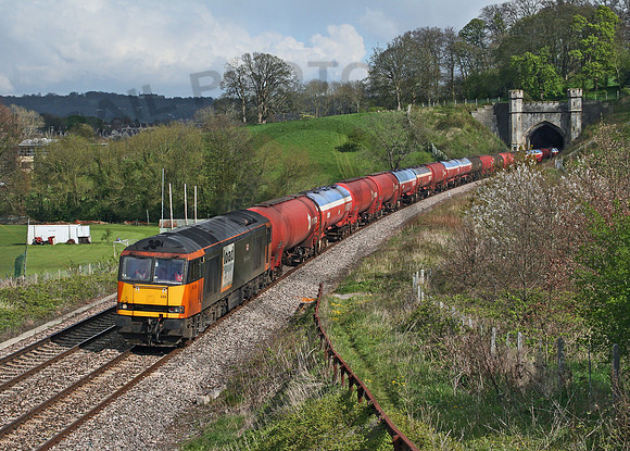 60059-Y-Twerton-190405-JC53