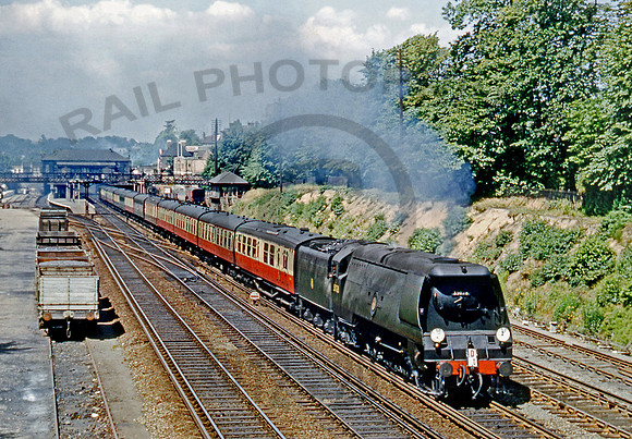 35028 Bromley  230657 DC867