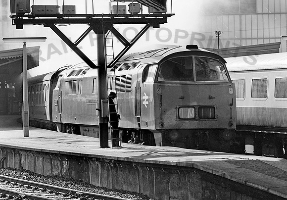 1051-Y-Paddington-1974-RPC532