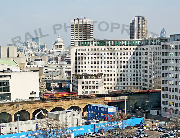 66065 Charing Cross 190305 JC008