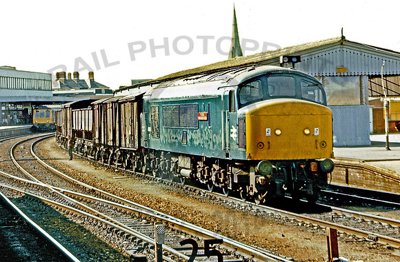 45104_Gloucester_160580_GE2402