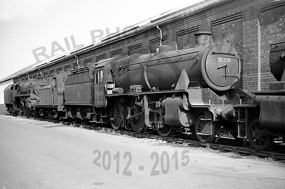 42968-Y-Barry-300767-JC817