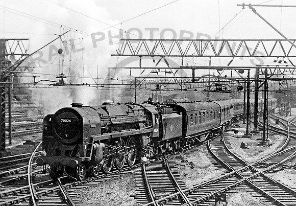 70024 Crewe 1963 CW252