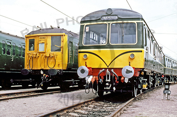 Class 105 53359-54122-Norwich-300587 GE