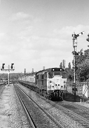 31242-Y-Sleaford-110982-JC335