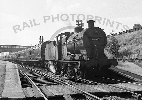 44010-Y-Chinley-1957-AHB631