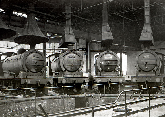 Sunderland Roundhouse  0863  NP882