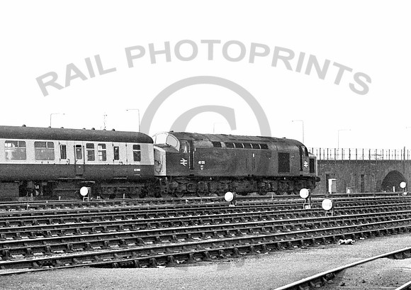 40120-Dundee-030678-JC