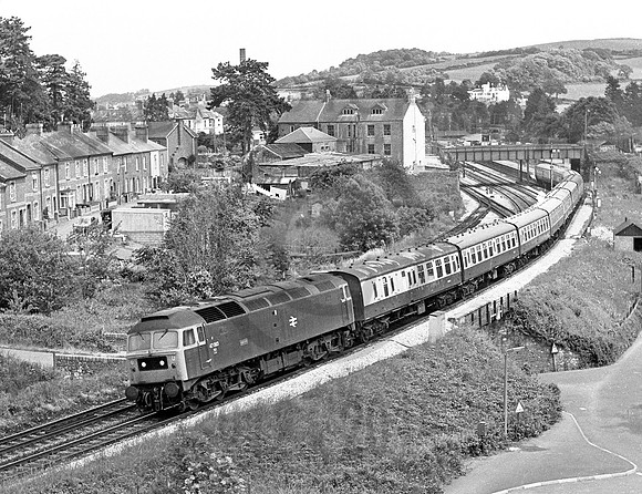 47083-Totnes-100678-JC1