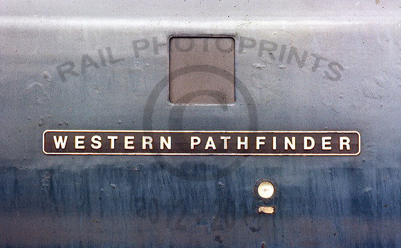 1001 Nameplate 1975 RPC019R
