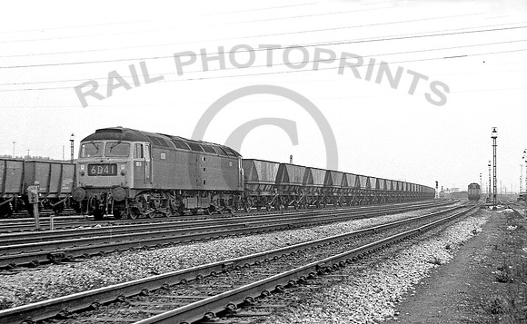 1811-Toton-Yard-1071-RPC005
