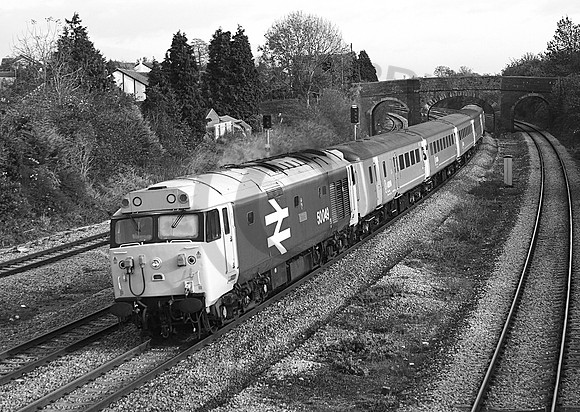 50049-Magor- 111106- RPbw