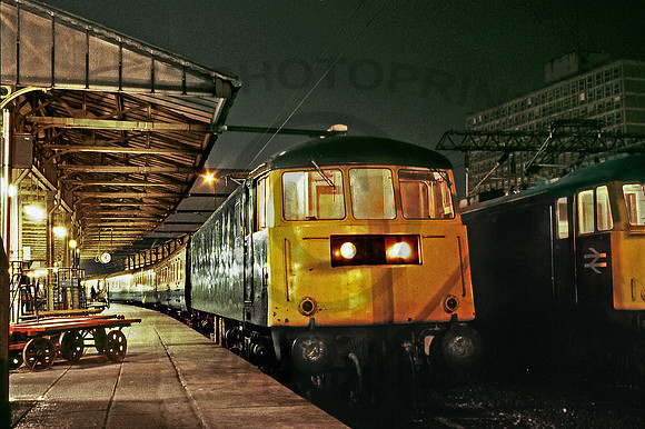 81018 Crewe 221083 GE018