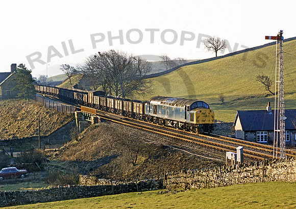 40012-Y-KirbyStephen-260382-JC667