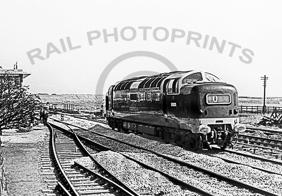 D9005 Newton le Willows 962 CW783