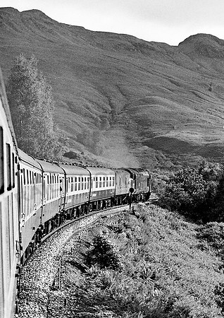 37114 Nr Ardlui   240681 JC427