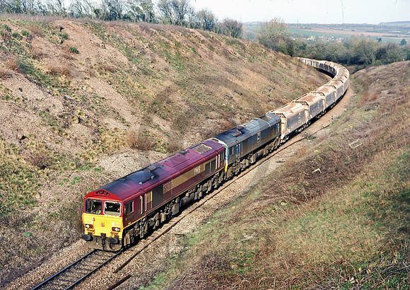 59206 Wanstrow 160307 HB26355