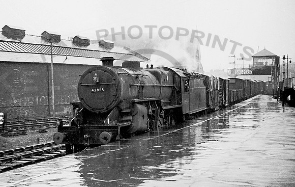 42855-Y-GloucesterEastgate-140464-JC