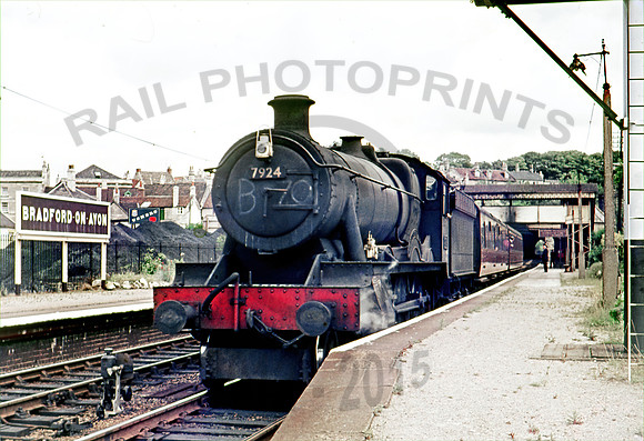 7924 Bradford on Avon 100863 HB278-1
