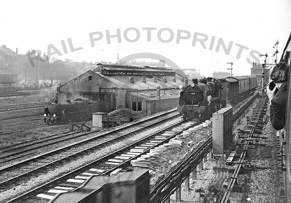 31808-Y-Reading-030465-BR787R