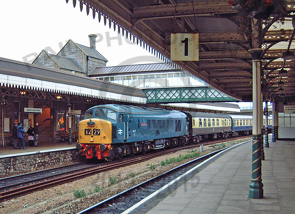 45112-Weston-061203-JC908