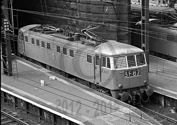 E3015 Liverpool Lime Street 0965 RPC706