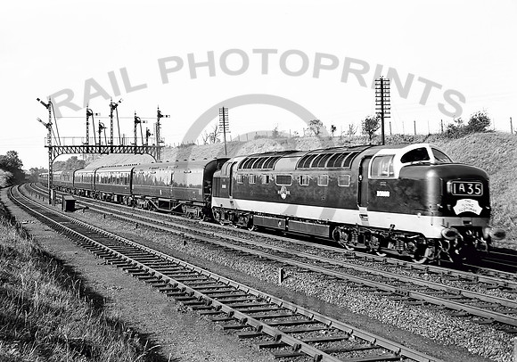 D9000-Y-HighDyke-160961-HB682