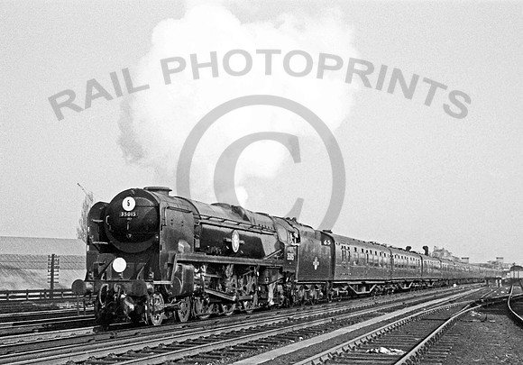 35015 Woking  030363 IT364