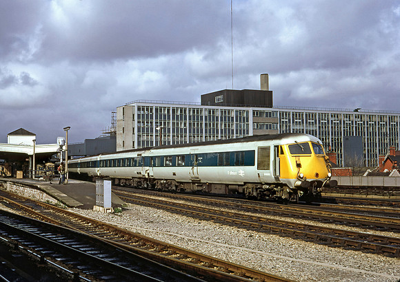 W60093 Pullman Bristol  0672 DC599R