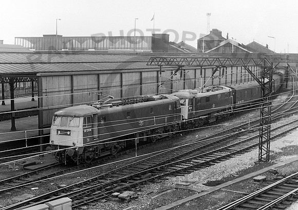 81004-Y-Crewe-040680-RPC017