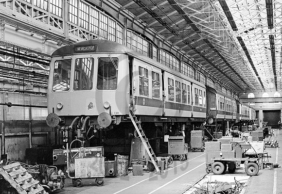 Class 108 50644 Doncaster Works 260781 JC483