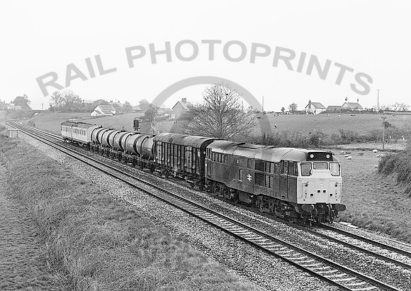 31231-Y-Rewe-010584-HB604