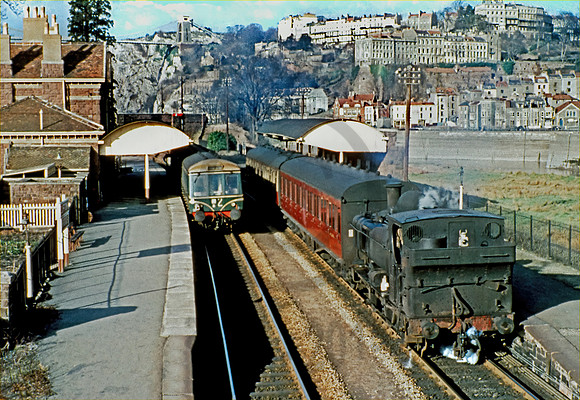 7783 Clifton Bridge 170262 HB544