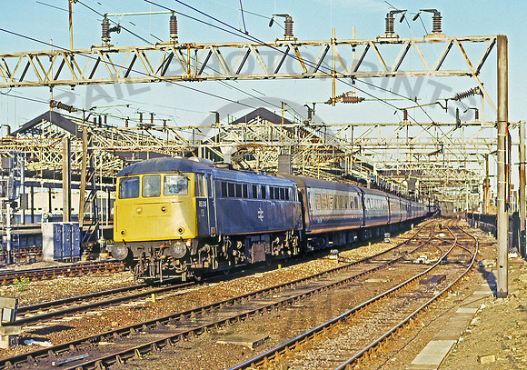 85018-Y-Rugby-300585-JC477