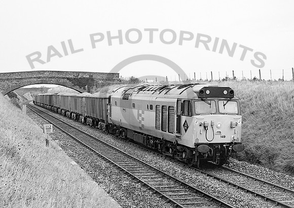 50149-Y-UptonScudamore-181087-JC206