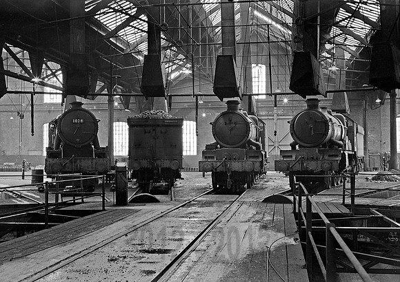 1028 Swindon Shed 1163 HB620R