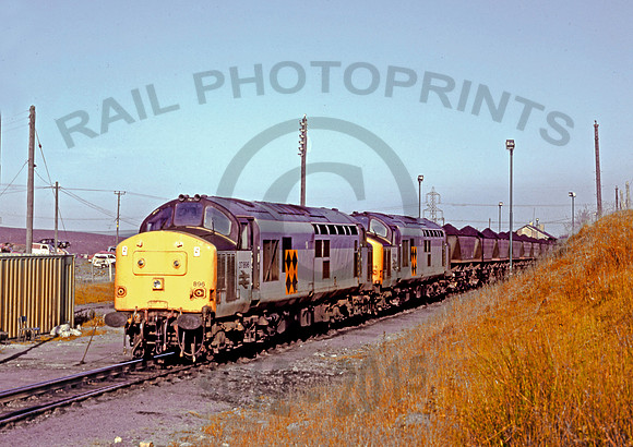 37896 + 37889 Cwmbargoed 230693 BR098