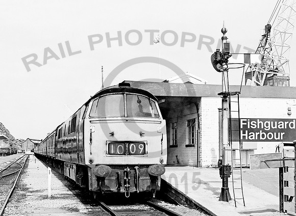 1009-Y-Fishguard-240776-RPC102