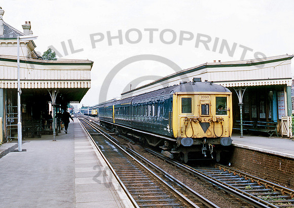 Class 401 2090 West Worthing 0671 JV375